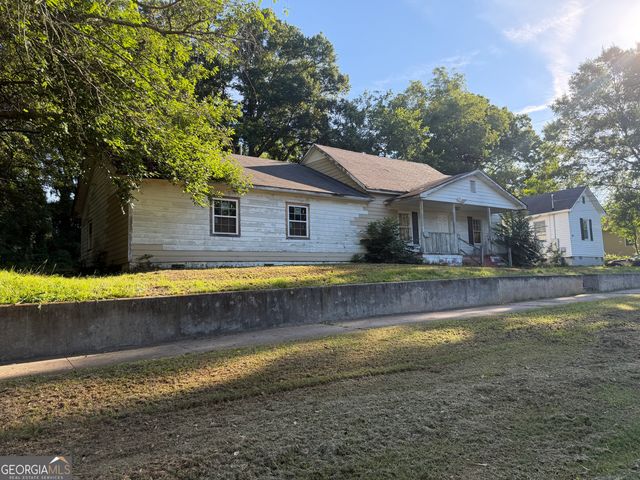 523 E Solomon Street, Griffin, GA 30223