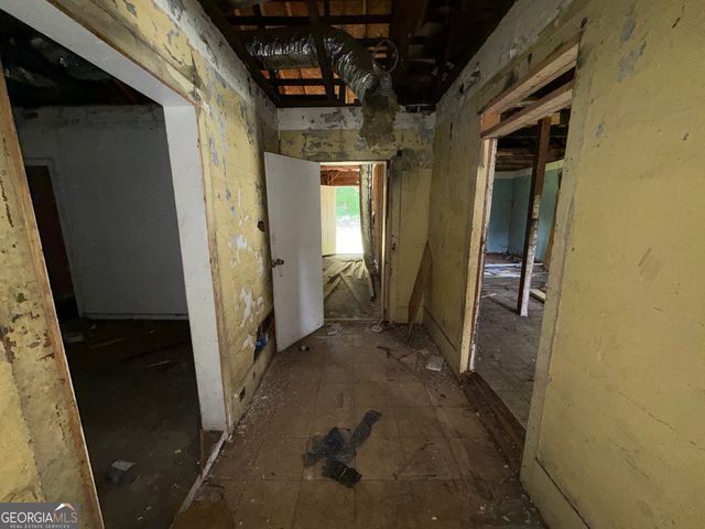 523 E Solomon Street, Griffin, GA 30223