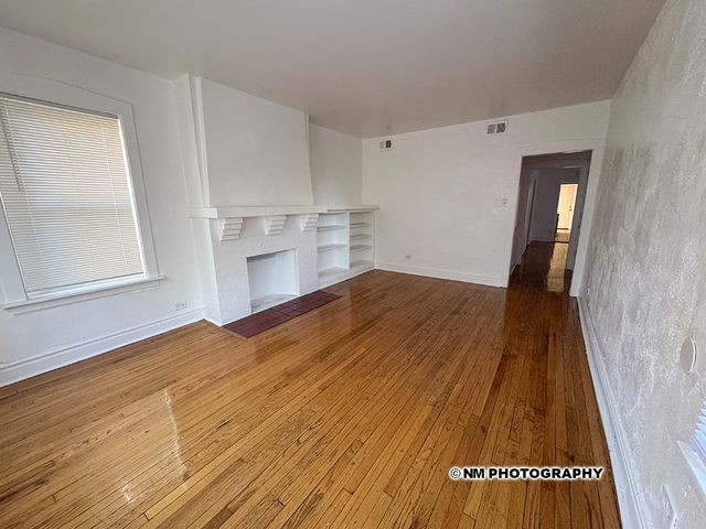 7741 S Yates Boulevard 2, Chicago, IL 60649