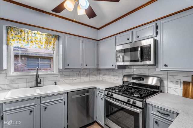 105 Lancashire Drive, Bossier City, LA 71111