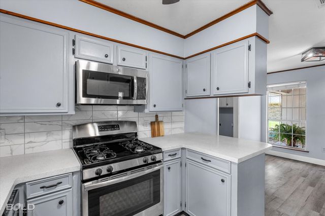 105 Lancashire Drive, Bossier City, LA 71111