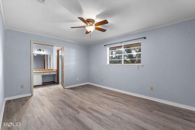 105 Lancashire Drive, Bossier City, LA 71111