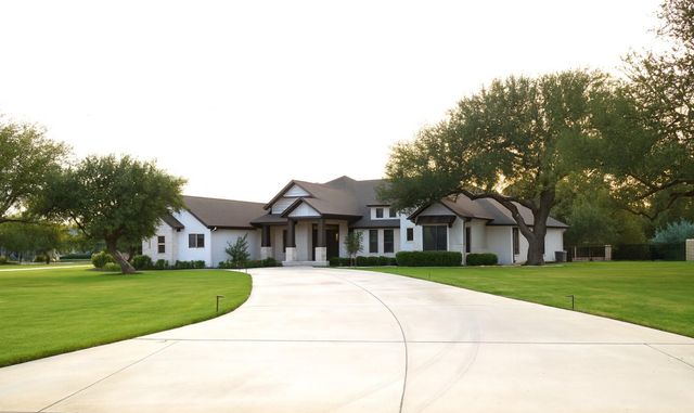 120 Woodland Hills DR, Georgetown, TX 78633
