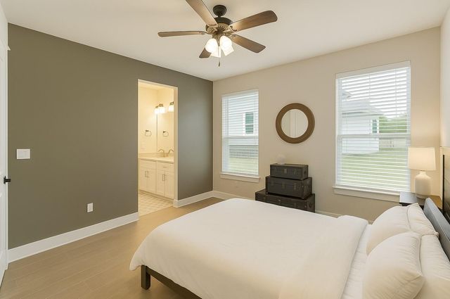 120 Woodland Hills DR, Georgetown, TX 78633