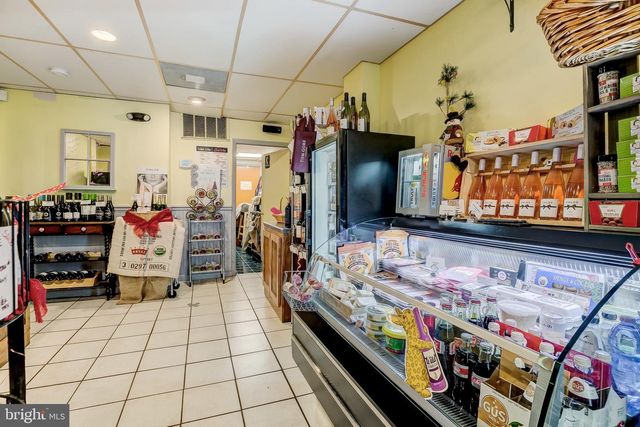 1125 S CHARLES ST, Baltimore, MD 21230