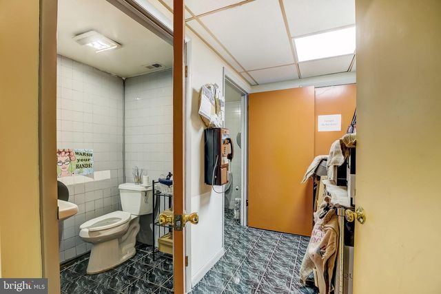 1125 S CHARLES ST, Baltimore, MD 21230