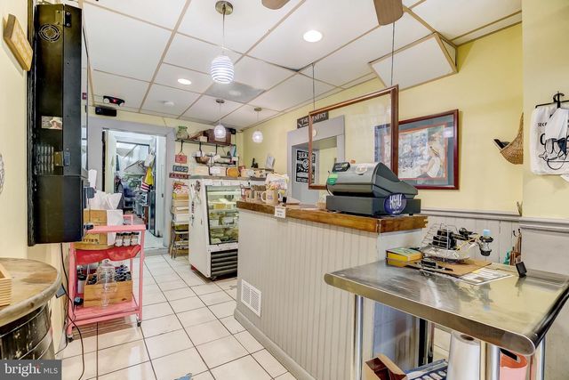 1125 S CHARLES ST, Baltimore, MD 21230