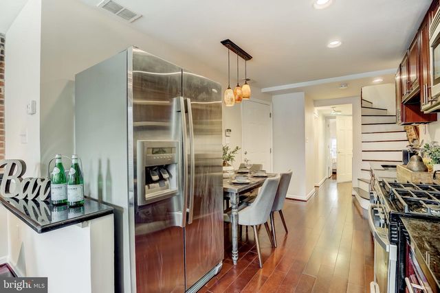 1125 S CHARLES ST, Baltimore, MD 21230