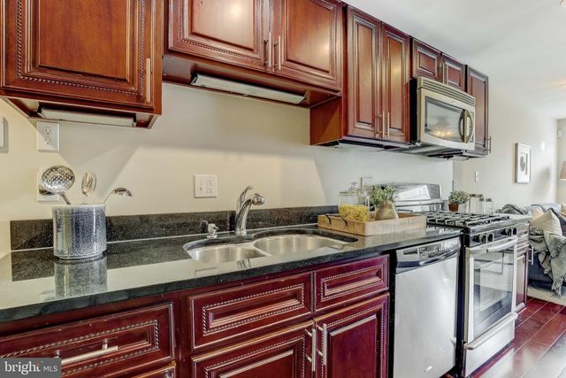 1125 S CHARLES ST, Baltimore, MD 21230