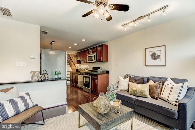 1125 S CHARLES ST, Baltimore, MD 21230