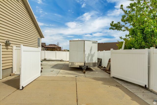 5464 W MAYFLOWER ST, West Jordan, UT 84081
