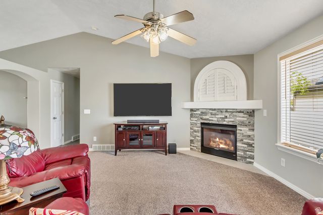 5464 W MAYFLOWER ST, West Jordan, UT 84081