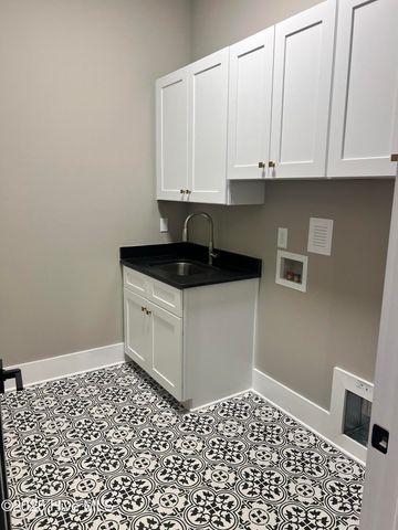 2590 Lassiter Road, Four Oaks, NC 27524