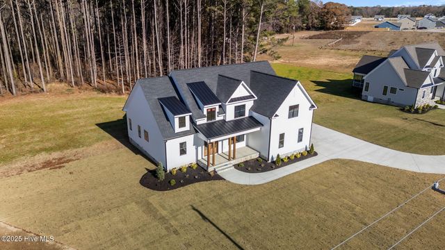 2590 Lassiter Road, Four Oaks, NC 27524