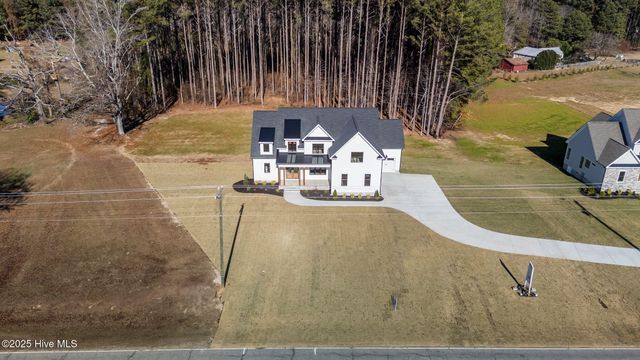 2590 Lassiter Road, Four Oaks, NC 27524