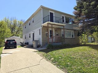 6321 W Keefe Avenue PARKWAY #6323, Milwaukee, WI 53216