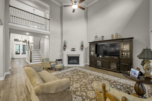 10402 Lake Palmetto Drive, Conroe, TX 77385