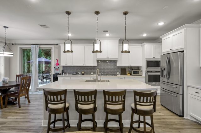 10402 Lake Palmetto Drive, Conroe, TX 77385