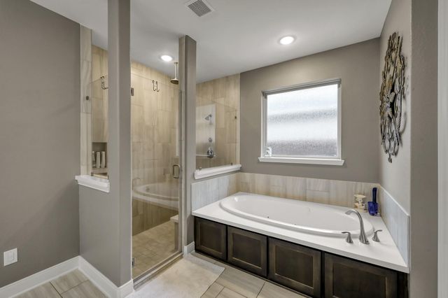 10402 Lake Palmetto Drive, Conroe, TX 77385
