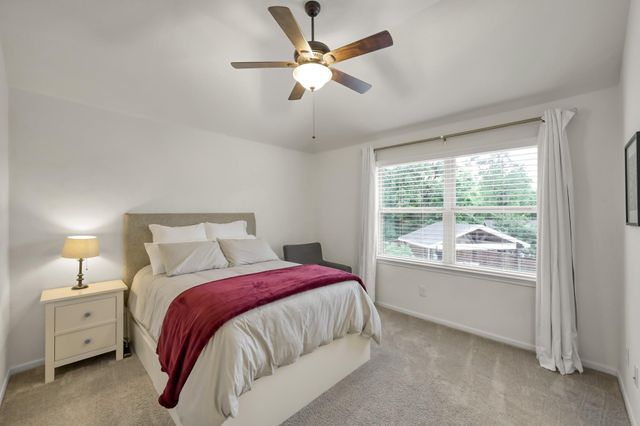 10402 Lake Palmetto Drive, Conroe, TX 77385