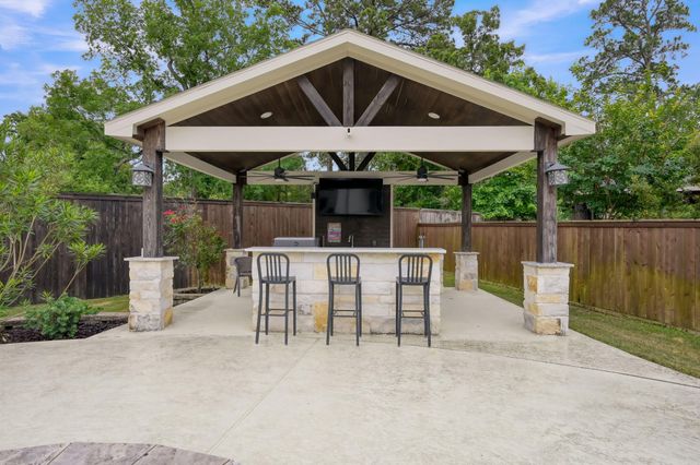 10402 Lake Palmetto Drive, Conroe, TX 77385
