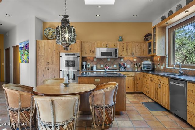 2342 Balderrain Lane, Tubac, AZ 85646