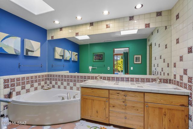 2342 Balderrain Lane, Tubac, AZ 85646