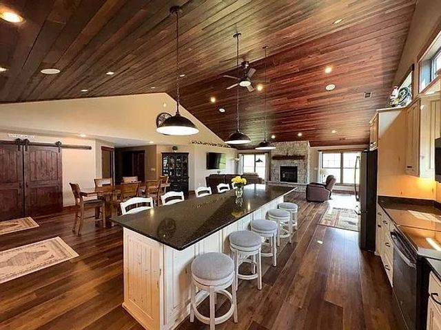 31336 & 31338 Rasmussen Road, Pequot Lakes, MN 56472