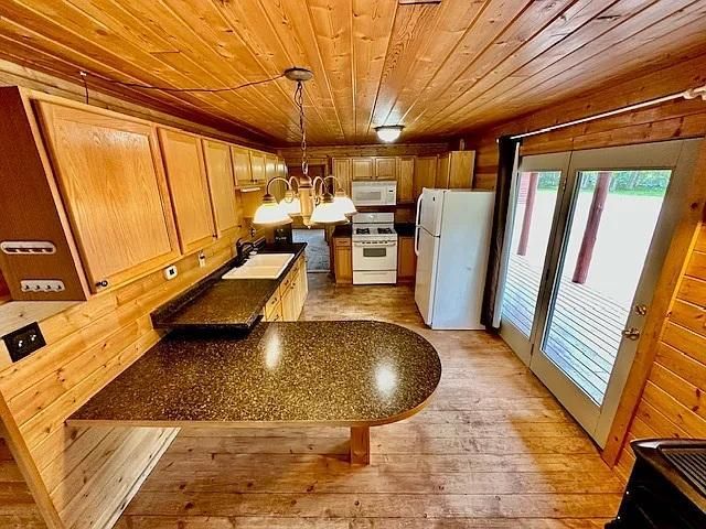 31336 & 31338 Rasmussen Road, Pequot Lakes, MN 56472