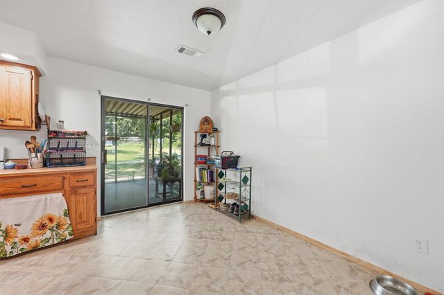 39 Wood Lodge Drive, Huntsville, TX 77320