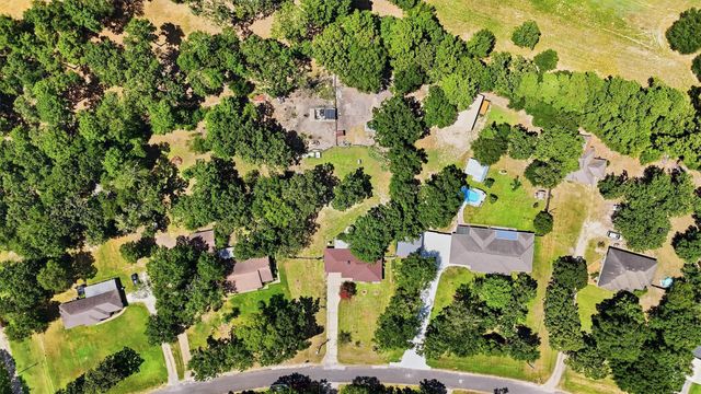 39 Wood Lodge Drive, Huntsville, TX 77320
