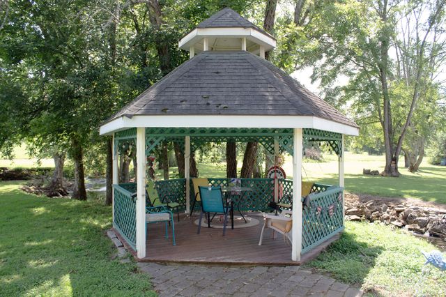 2930 Holloway Rd, Lebanon, TN 37090