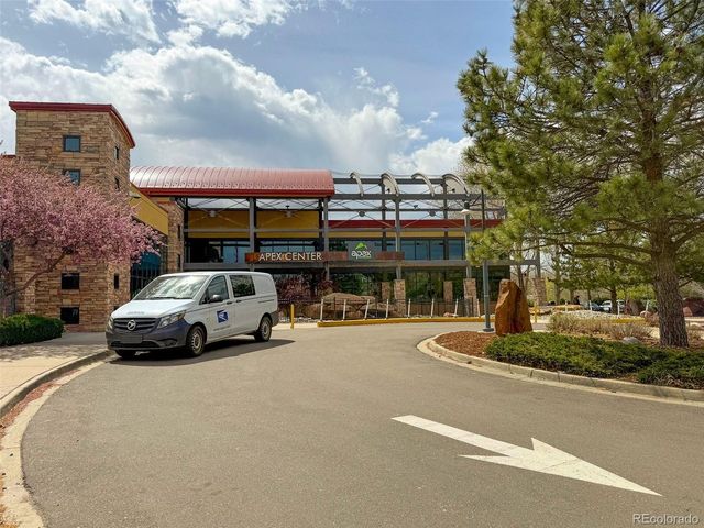 6552 Owens Ct, Arvada, CO 80004