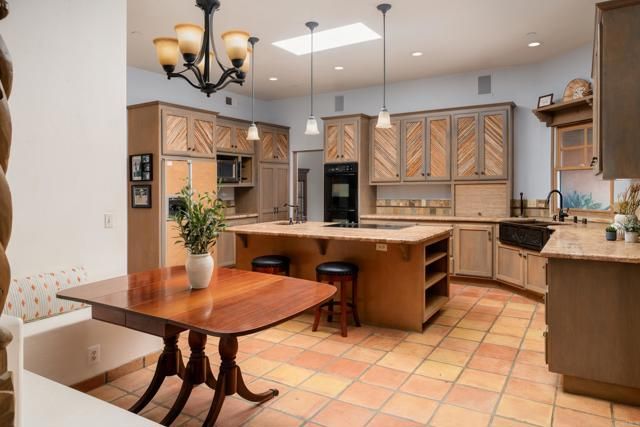 16761 Artesian Breeze Way, San Diego, CA 92127