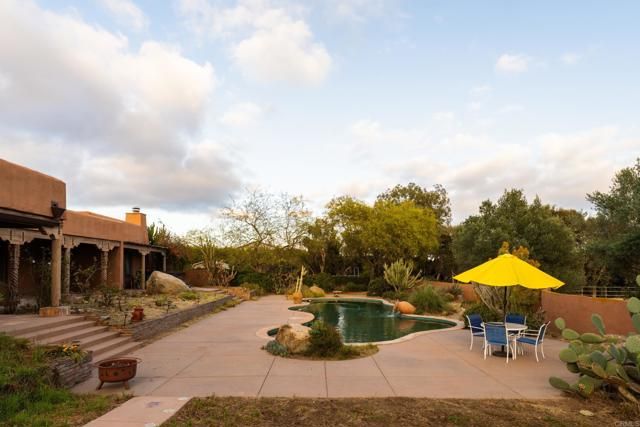 16761 Artesian Breeze Way, San Diego, CA 92127