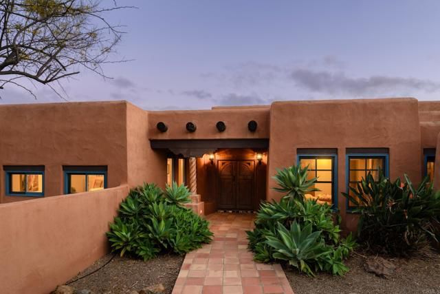 16761 Artesian Breeze Way, San Diego, CA 92127