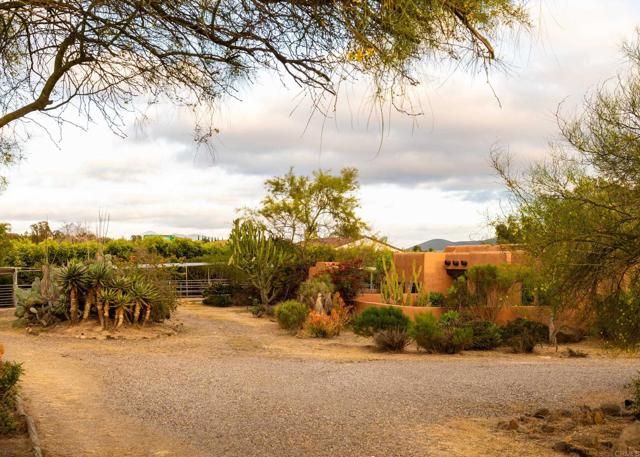 16761 Artesian Breeze Way, San Diego, CA 92127