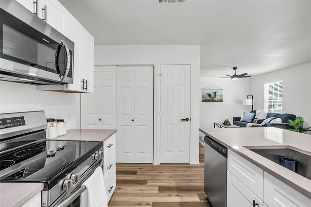 308 S 3rd, Bonham, TX 75418