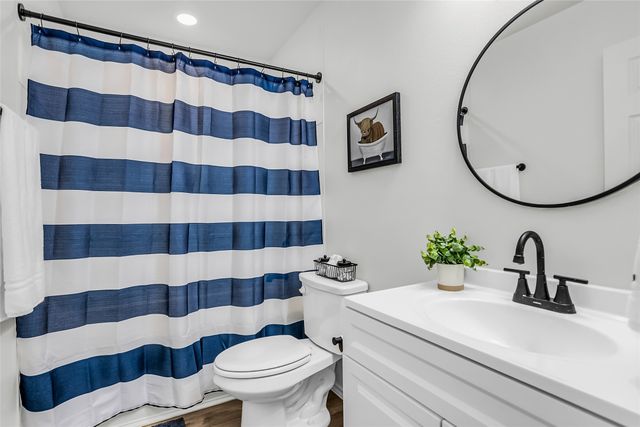 308 S 3rd, Bonham, TX 75418