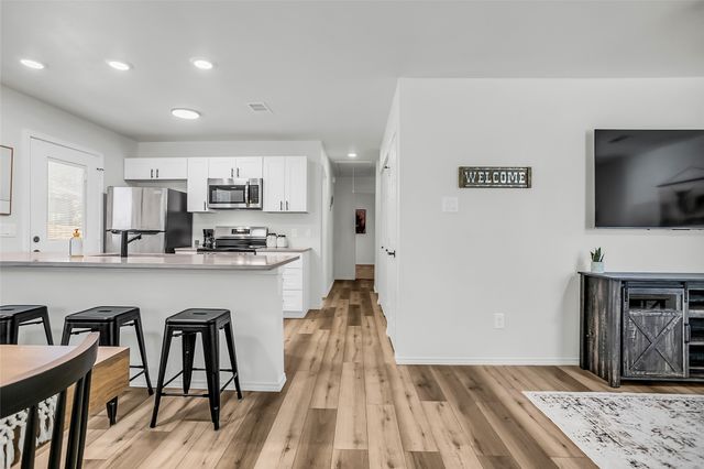 308 S 3rd, Bonham, TX 75418