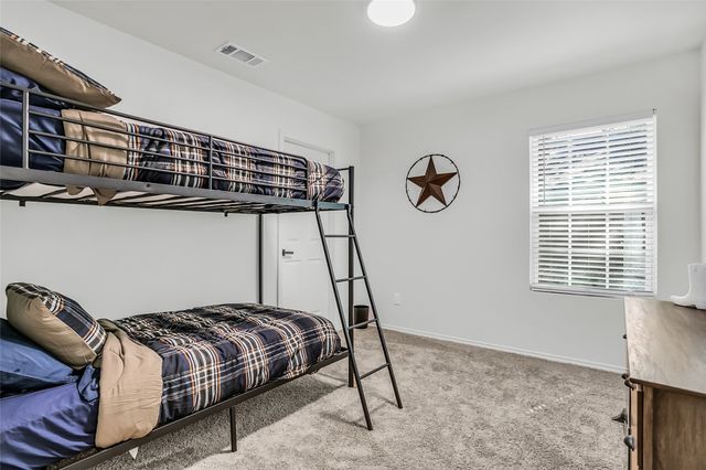 308 S 3rd, Bonham, TX 75418