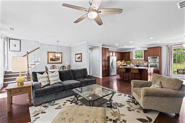 105 Kingston Lane, Canton, GA 30115