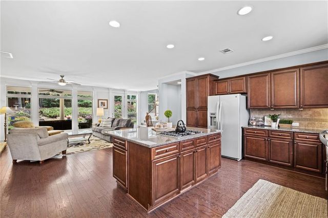105 Kingston Lane, Canton, GA 30115