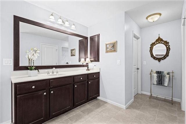105 Kingston Lane, Canton, GA 30115