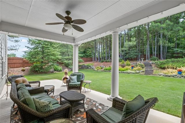 105 Kingston Lane, Canton, GA 30115