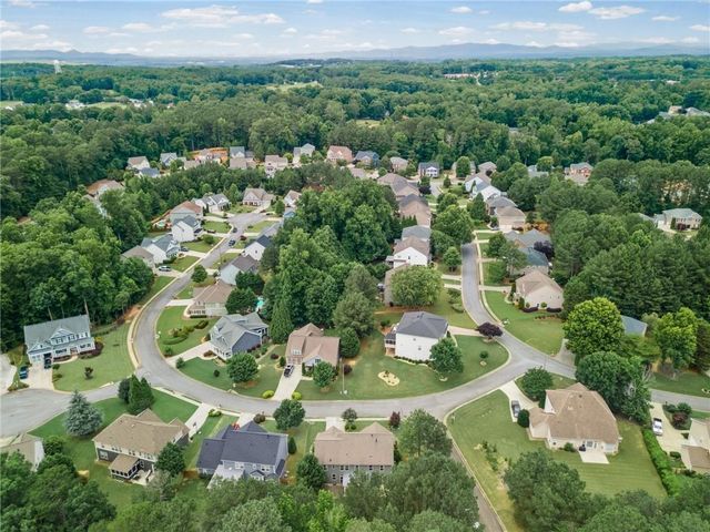 105 Kingston Lane, Canton, GA 30115