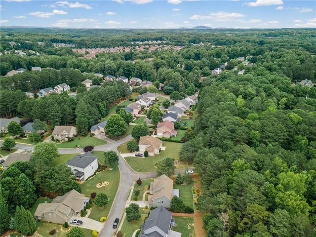 105 Kingston Lane, Canton, GA 30115