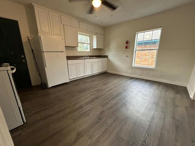 5519 Sherman Street 2, Houston, TX 77011