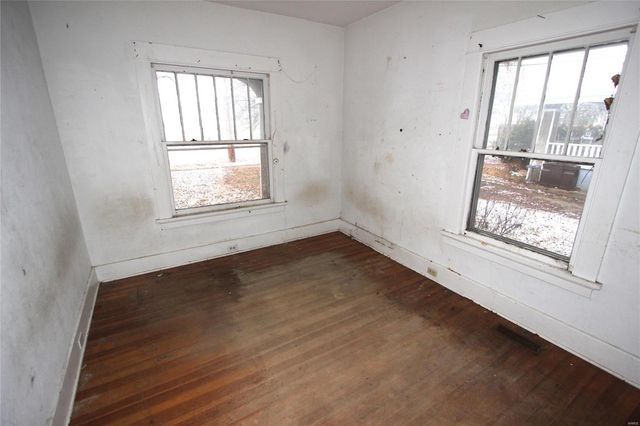 20 E Oak Street, Bonne Terre, MO 63628