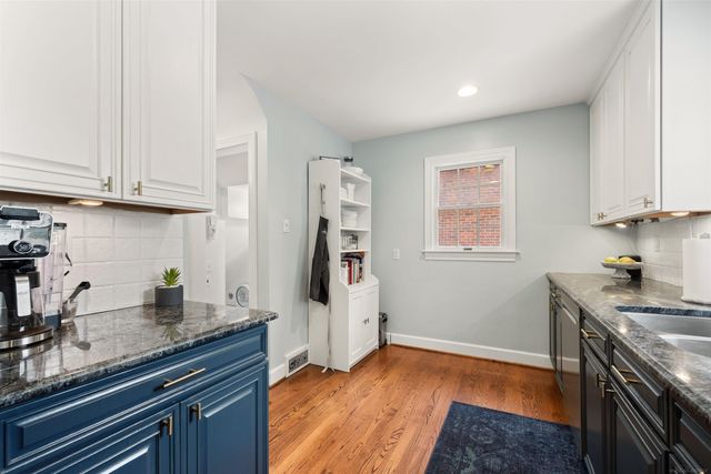 409 Madison Street, Grosse Pointe Farms, MI 48236